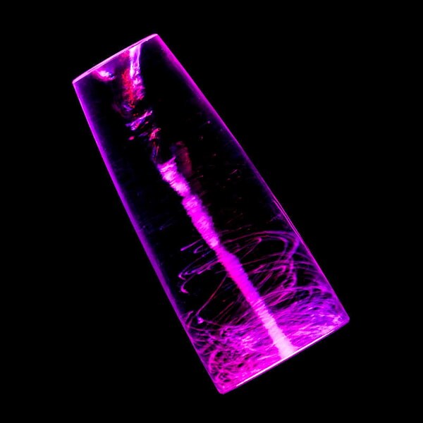 Lumez Tornado Lamp – Fargeskiftende bordlampe