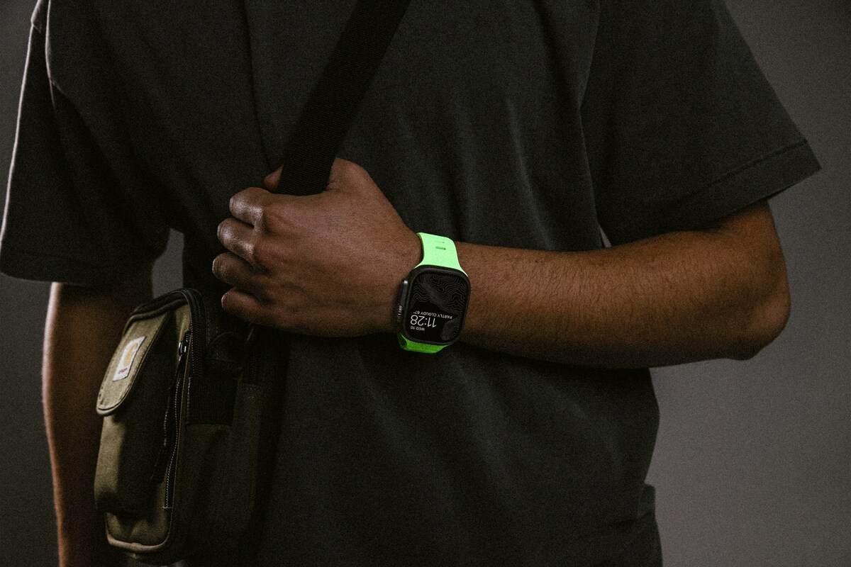 Apple Watch Series 9 41mm Reim - Sport Band Glow 2.0 - Limited edition