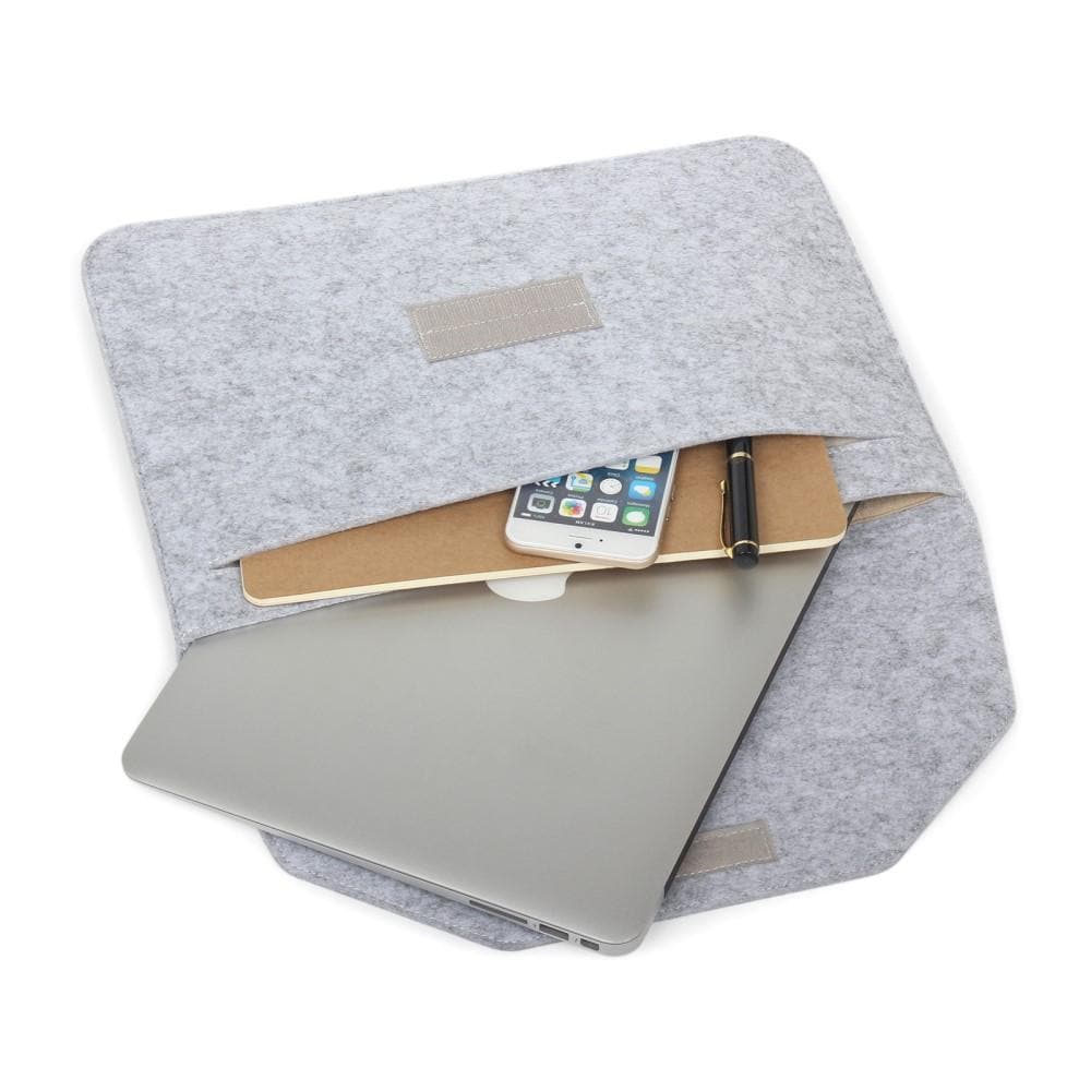 Laptopetui i filt 15,4", Svart